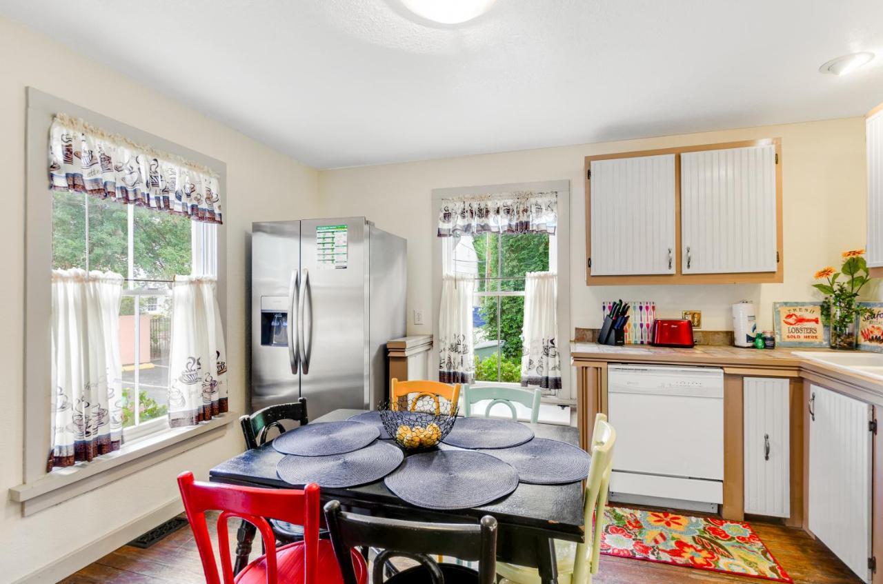 Taylor Cottage Савана Екстериор снимка