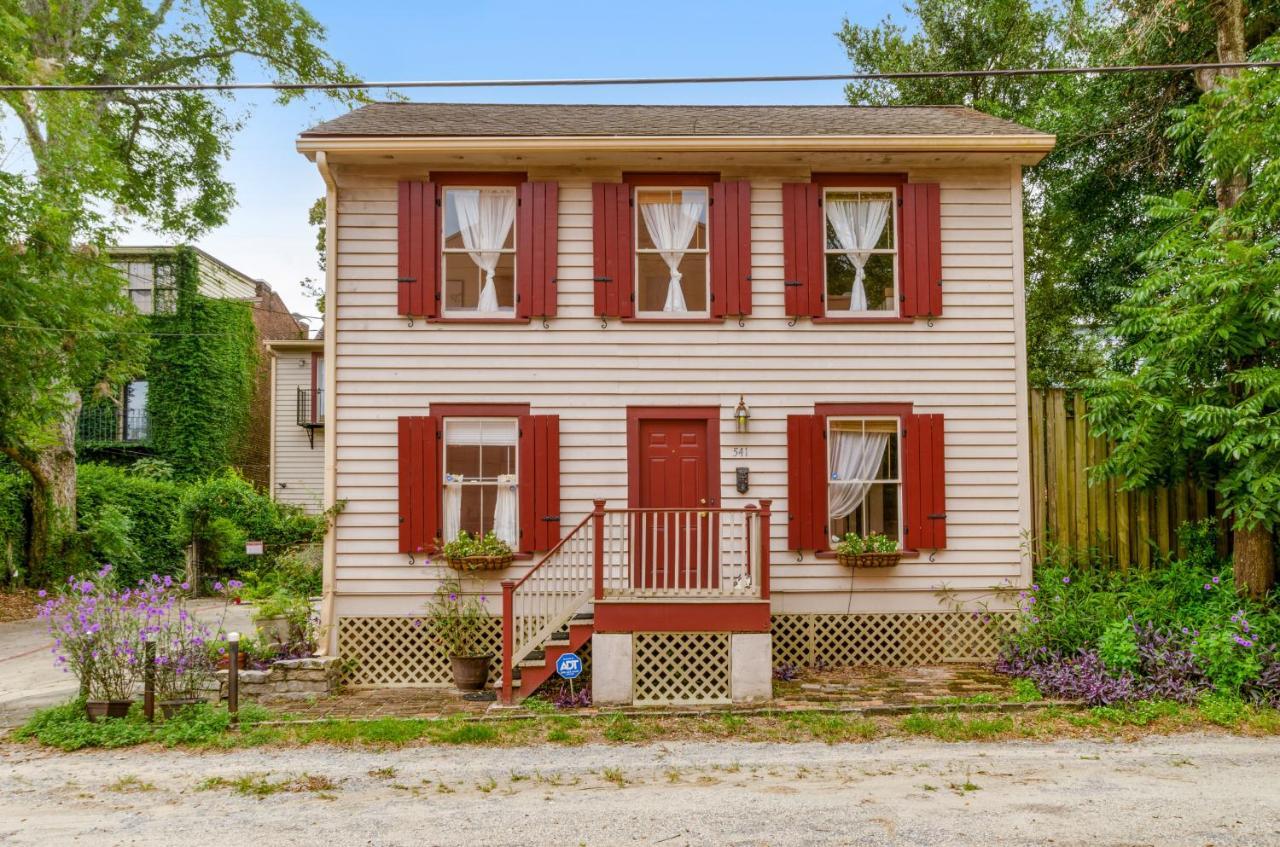 Taylor Cottage Савана Екстериор снимка